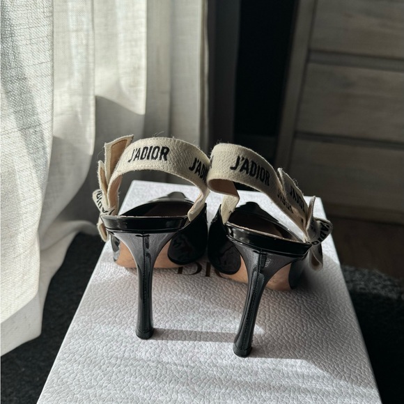 J'ADIOR SLINGBACK PUMP BLACK PATENT CALFSKIN - Picture 4 of 12